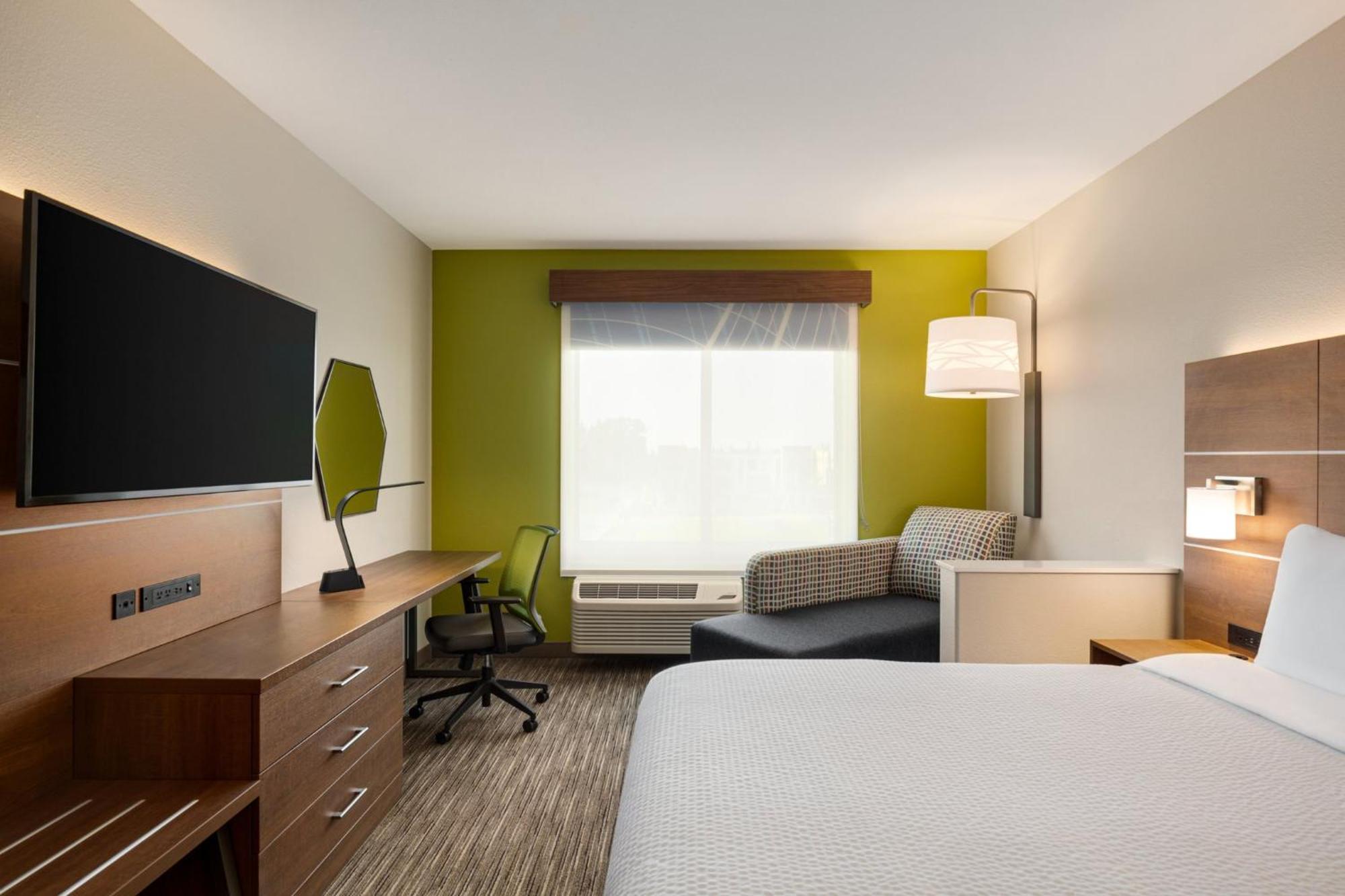 Holiday Inn Express & Suites Hayward - Castro Valley By Ihg Exterior photo